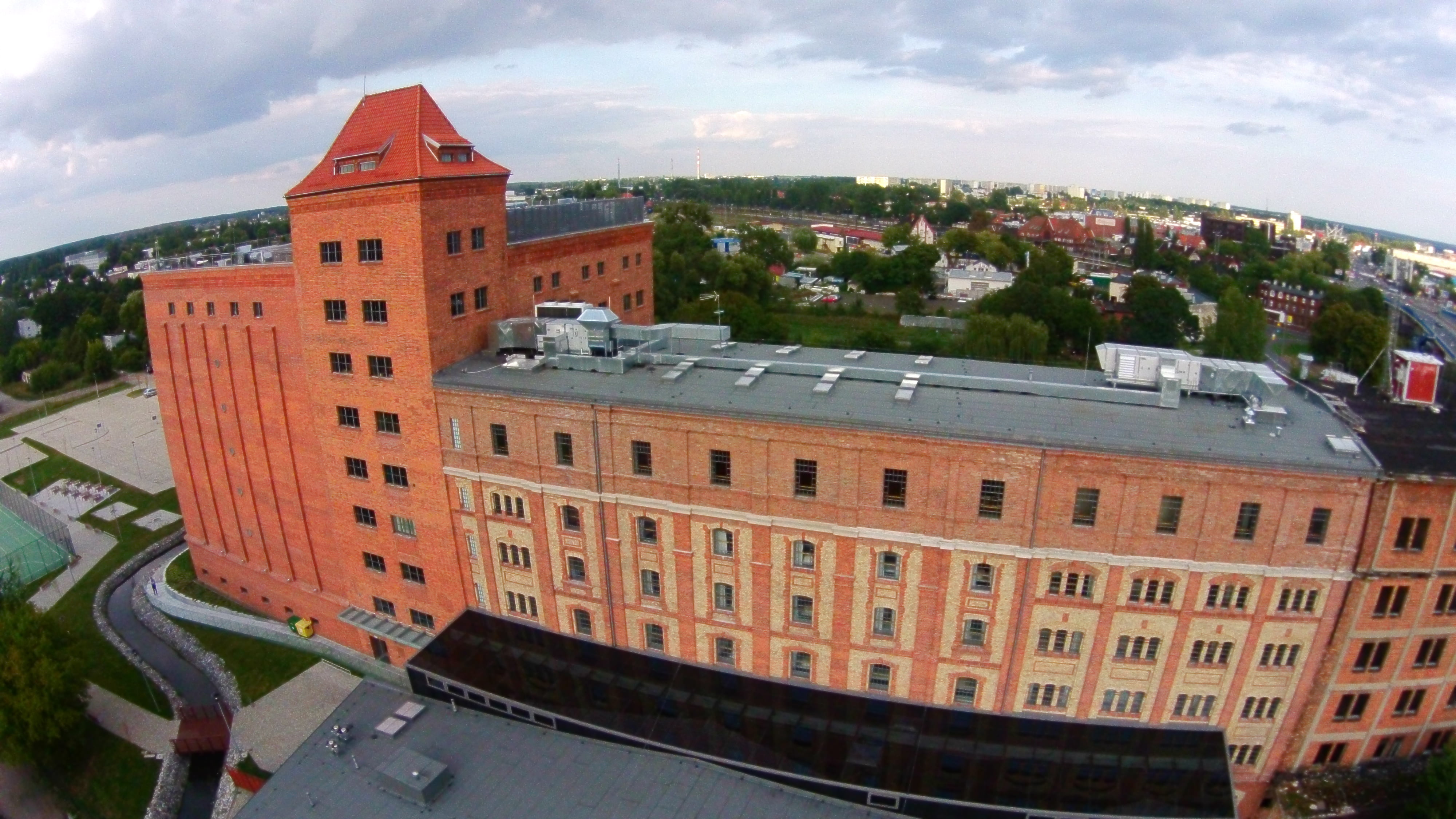 torun_mlyn_wiedzy_centrum_nauki_w_toruniu